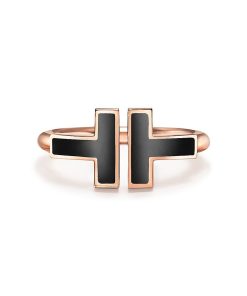 18K T Black Onyx Wire Ring