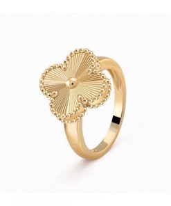 18K Vintage Alhambra Ring