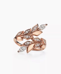 18K T Victoria Vine Bypass Ring