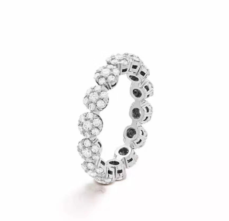 img_002_d6c3996c-54bb-4d95-9eee-4d6eb53993e9 18K Fleurette Wedding Ring