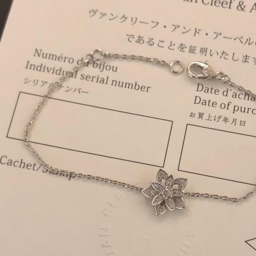 img_004_c8c8439f-6752-47c7-b5e3-9b43f315772d