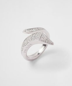 18K Eternal Snake Ring