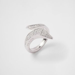 18K Eternal Snake Ring