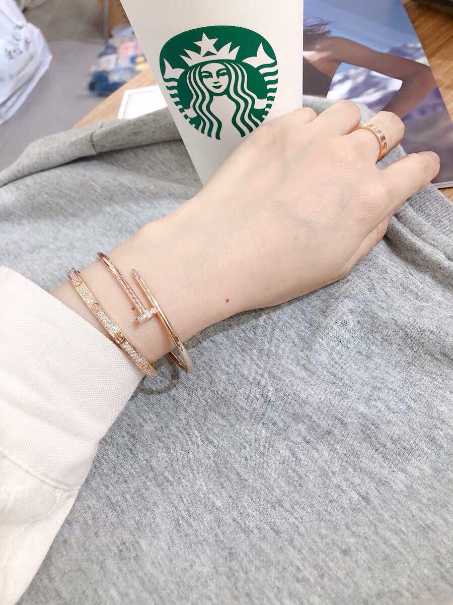 img_008_05034e02-7703-4838-be69-ff8c34bb3b4f